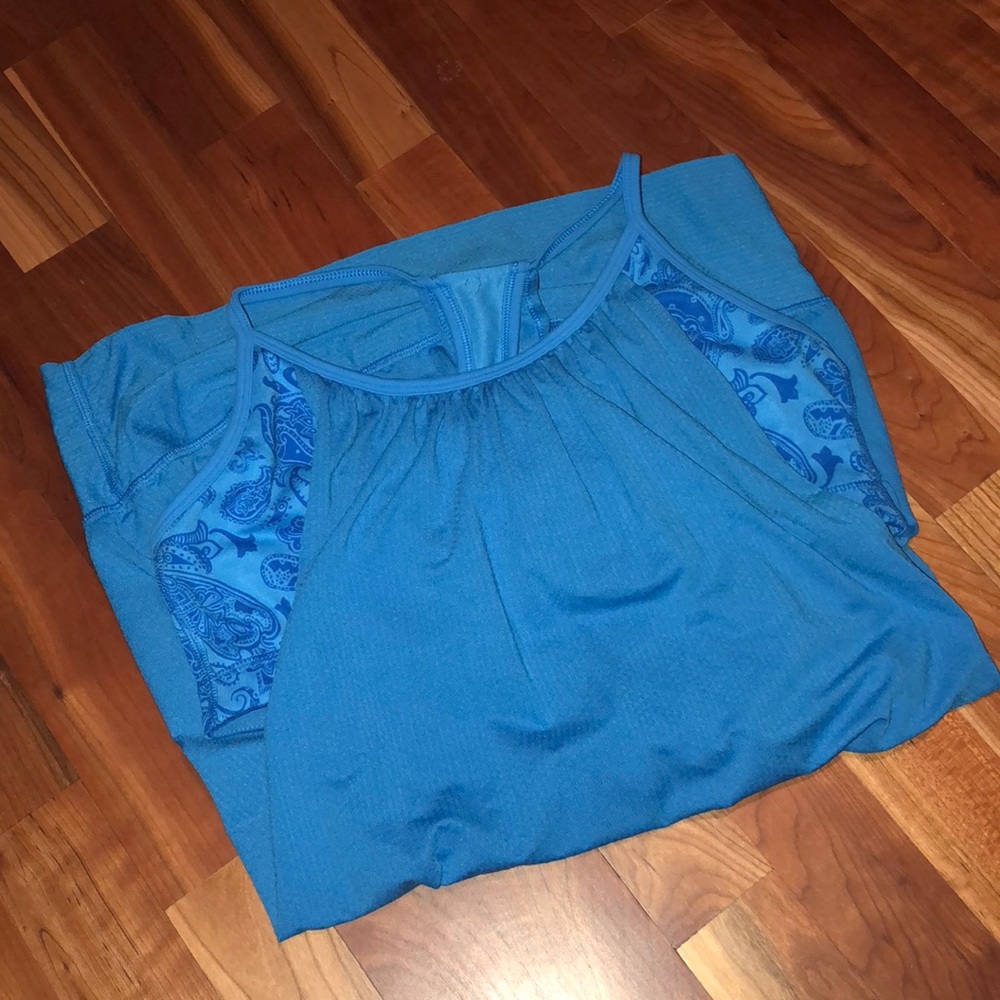 Lulu size 8 tank paisley tank