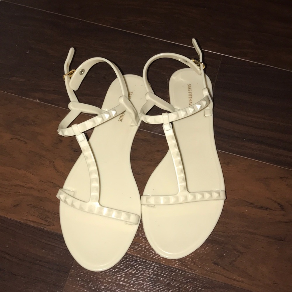 women’s white sandals