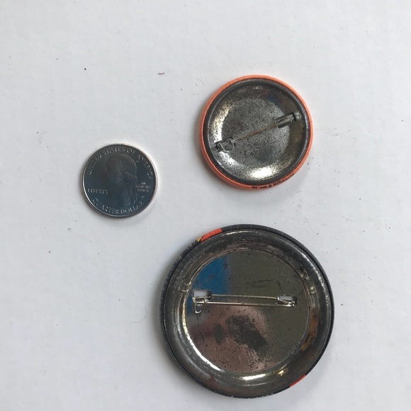 Lot of 4 Vintage 80s 90s pins Kathy Christmas - Picture 3 of 4