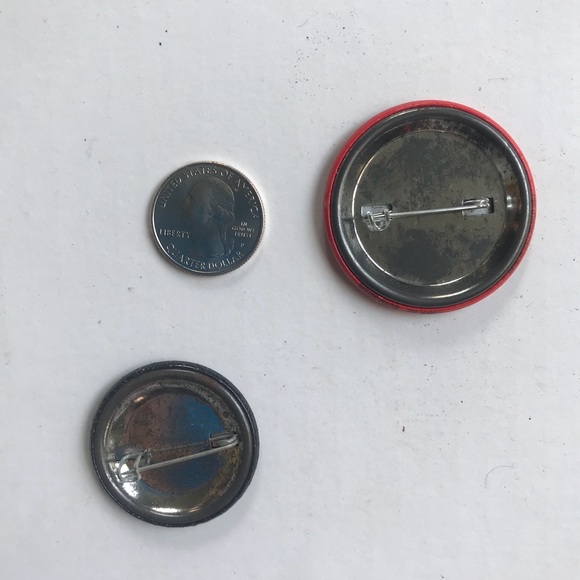 Lot of 4 Vintage 80s 90s pins Kathy Christmas - Picture 4 of 4