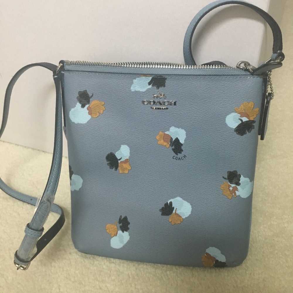 Coach north south crossbody bag