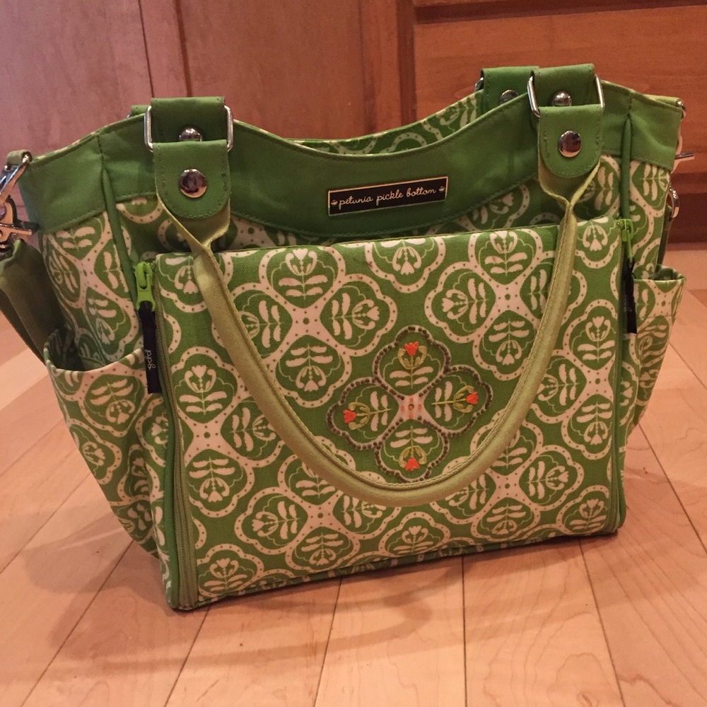 Petunia Pickle Bottom diaper bag. Like new!