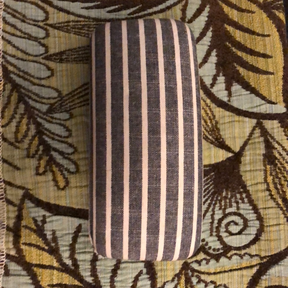 Madewell glasses case