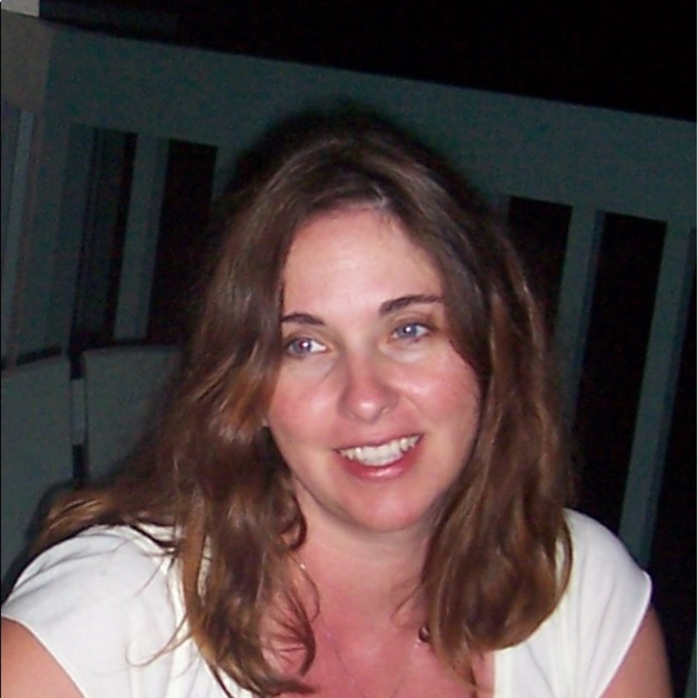 Meet your Posher, Holly