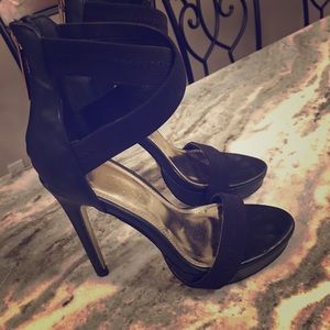 Black Stiletto platform