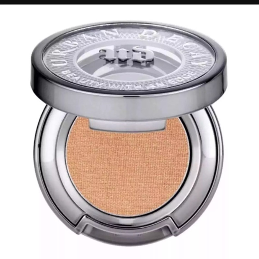 NEW Urban Decay Half Baked Eyeshadow!! :)