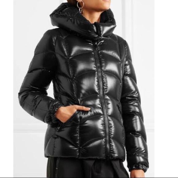 NWT 🎉🎉HP🎉🎉 Moncler quilted patent-shell jacket - Picture 2 of 8