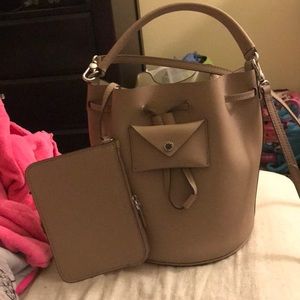 Marc Jacob Bucket bag!