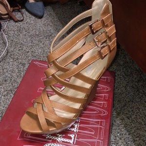Wedge sandals