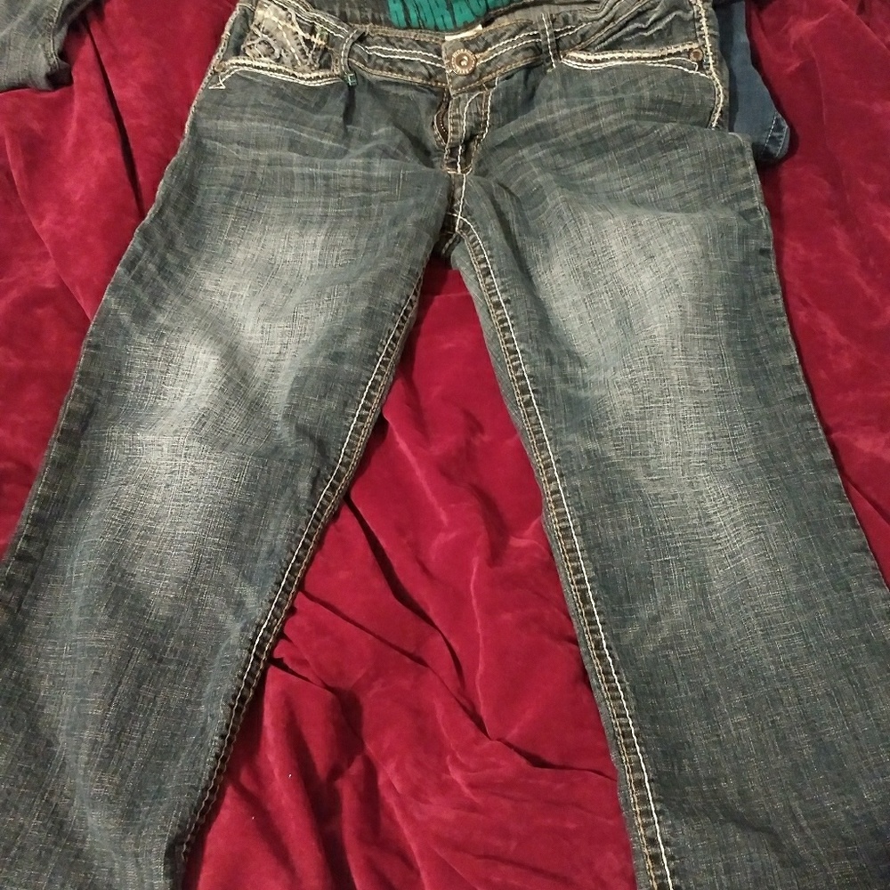 Closet closeout Hydraulic Capris!