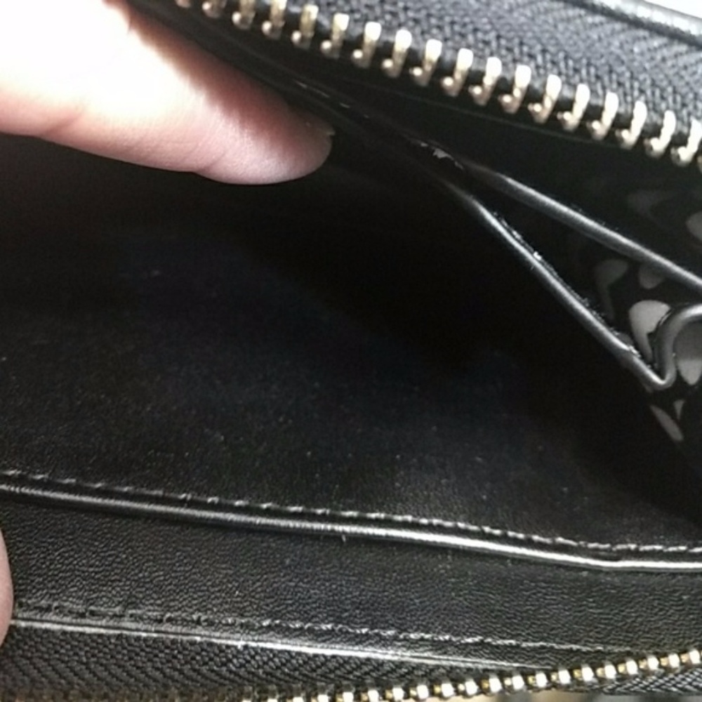 *** Black Studded Wristlet / Wallet - Picture 5 of 6