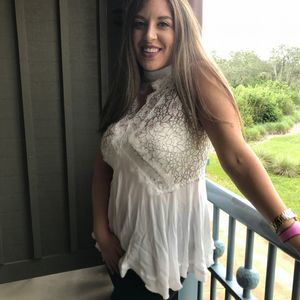 Meet your Posher, Colbi