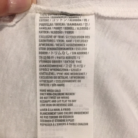 A&F cotton v-neck t-shirt in small - Picture 3 of 3