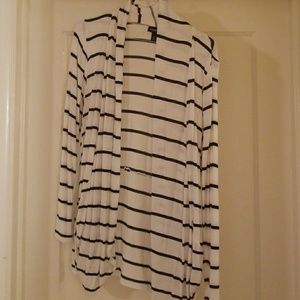 Black and white shrug.