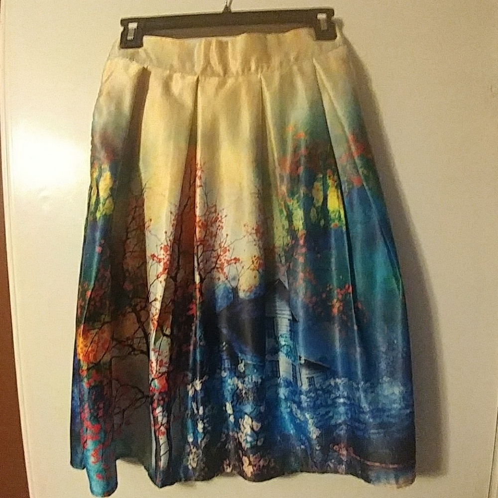Beautiful multicolored printed skirt