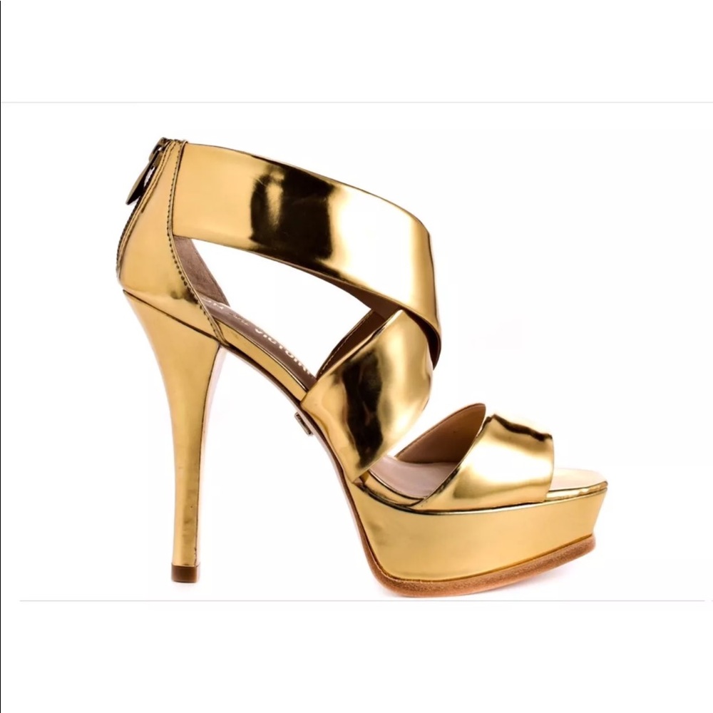 Pour La Victoire Tifara Crisscross Platform Sandal