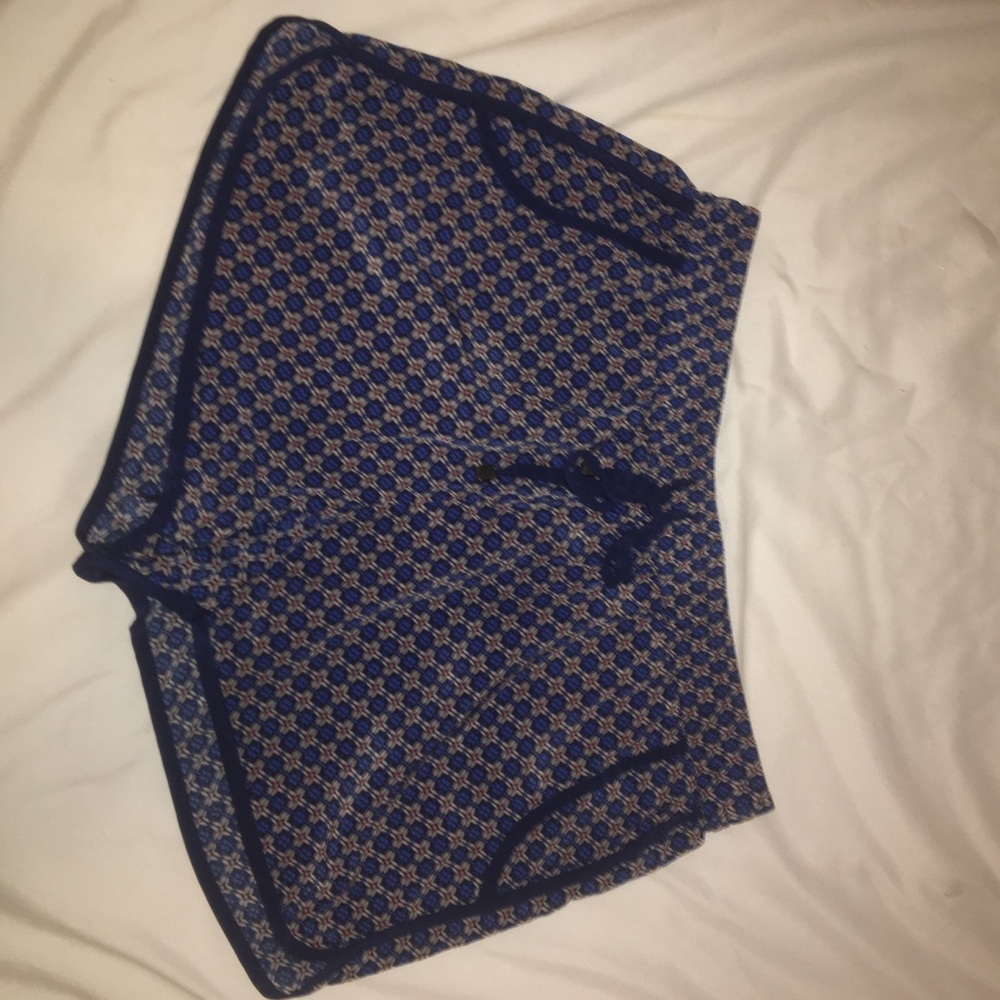 Lightweight shorts