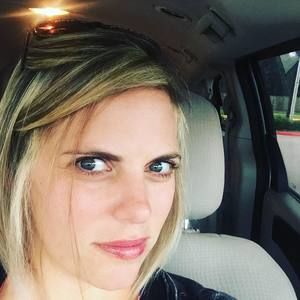 Meet your Posher, Jana