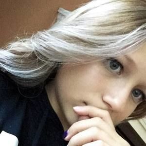 Meet your Posher, Hailey