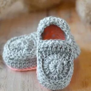 Crochet baby loafers (made to order)