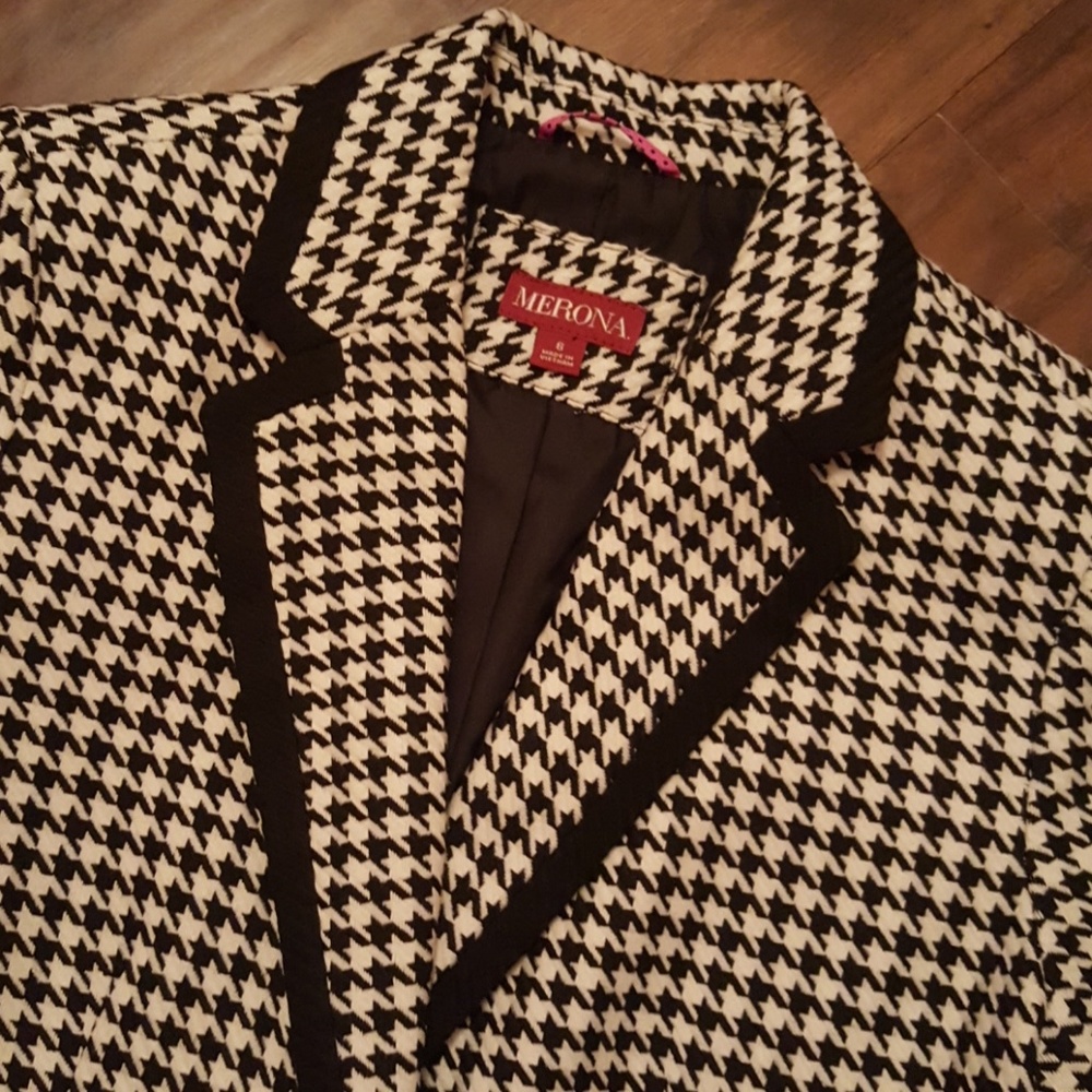 Houndstooth blazer