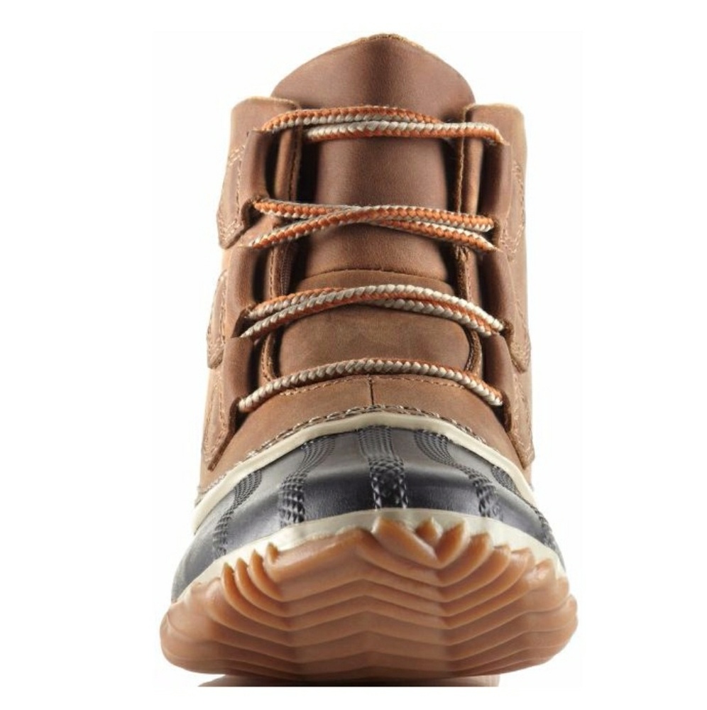 Sorel short duck boot