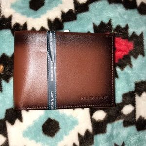 Perry Ellis wallet