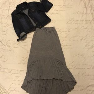 Grey Aeropostale Skirt (youth)
