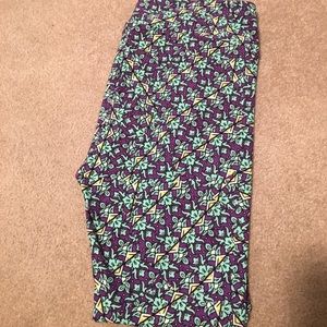 Tc lularoe leggings
