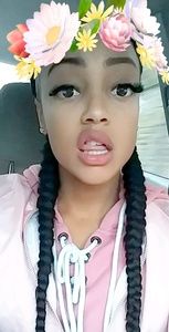 Meet your Posher, Domonique