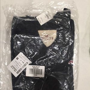 BNWT men’s Hollister sweater