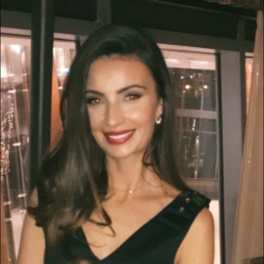 Meet your Posher, Sabina