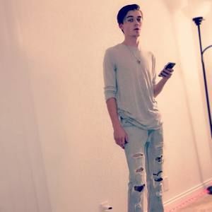 Meet your Posher, Josiah