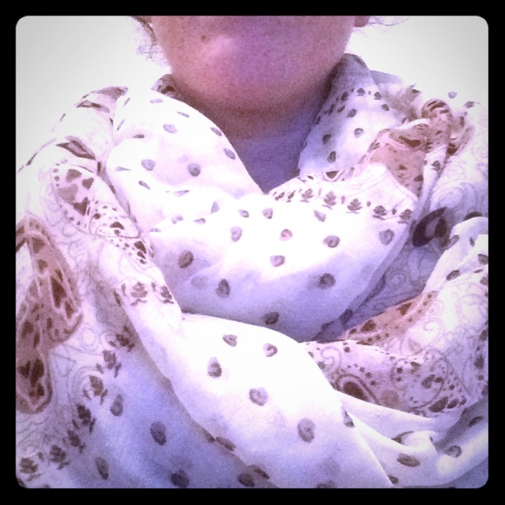 Heart themed infinity scarf