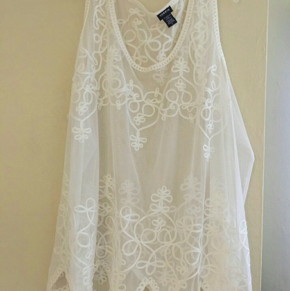 Plus size shirt - Picture 6 of 8