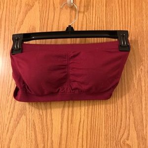 Maroon bandeau