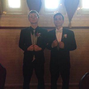 Meet your Posher, Robert