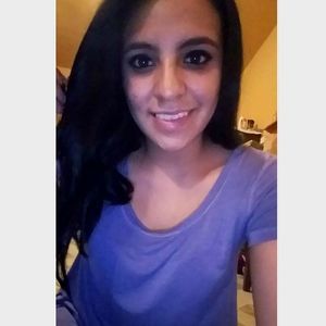 Meet your Posher, Mireya