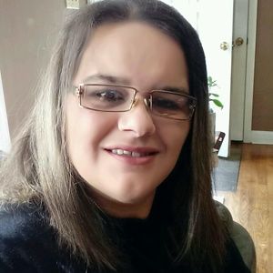 Meet your Posher, Leeann