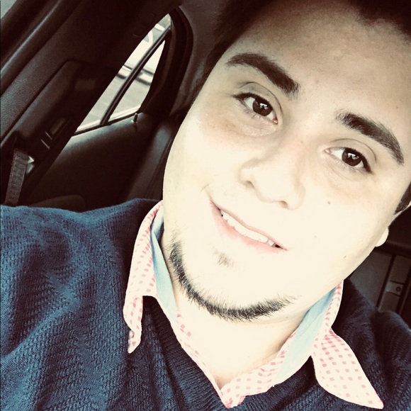 Meet your Posher, Tyler - Picture 1 of 1