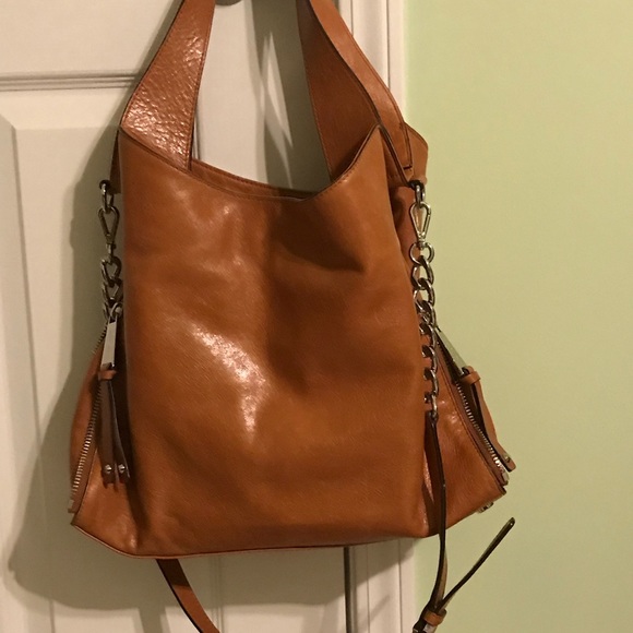 Michael Kors - Picture 2 of 7