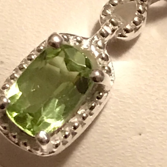 ‼️SOLD‼️  Hebei Peridot & Sterling Earrings - Picture 2 of 3