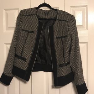 Beautiful jacket with leather details