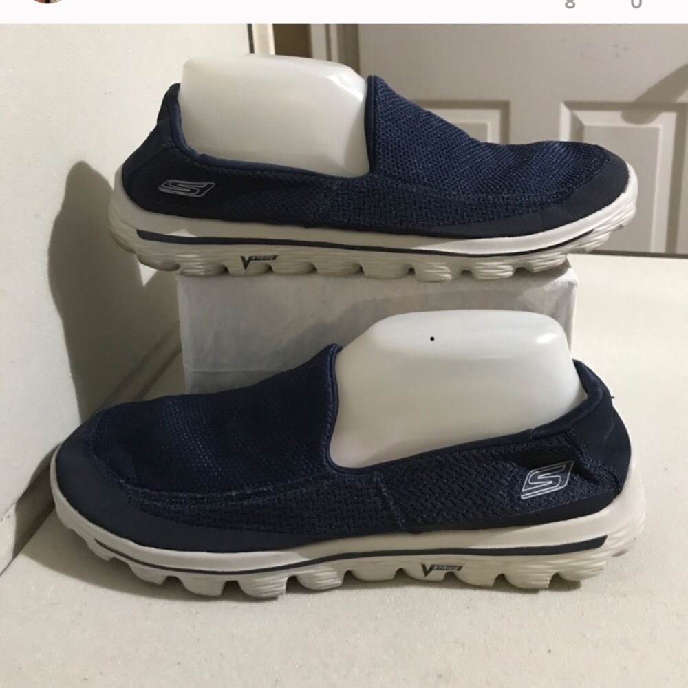 Skechers navy go walk shoes
