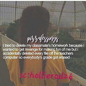 Meet your Posher, Hollie