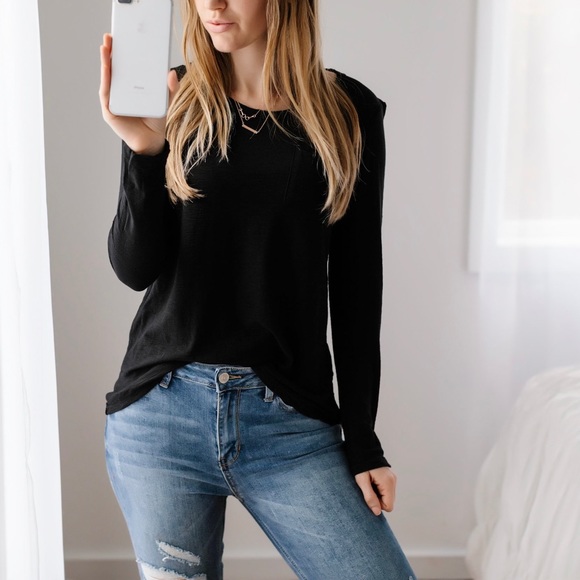 SoldOut11thStreet - Picture 2 of 6