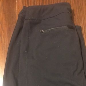 Lululemon black yoga pants size 12