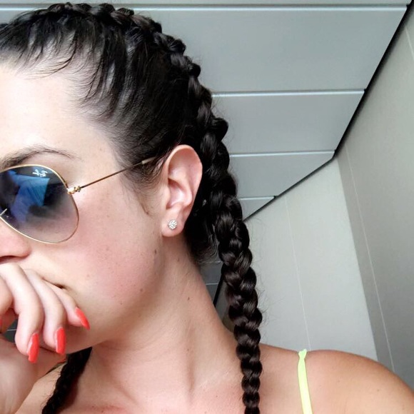 Meet your Posher, Alexa - Picture 1 of 1