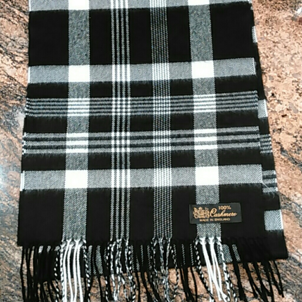 Black and White 100% Cashmere Scarf