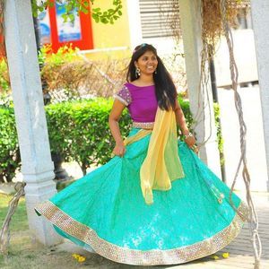 Meet your Posher, Davuluri